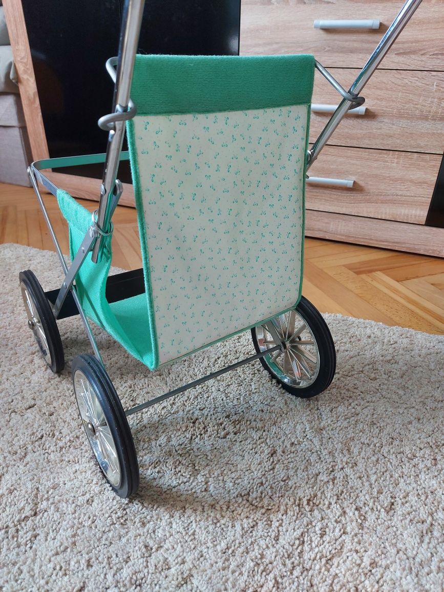 Wózek spacerowy dla lalek w stylu retro