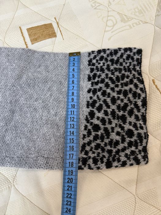 Светр сірий з принтом леопард, М/L