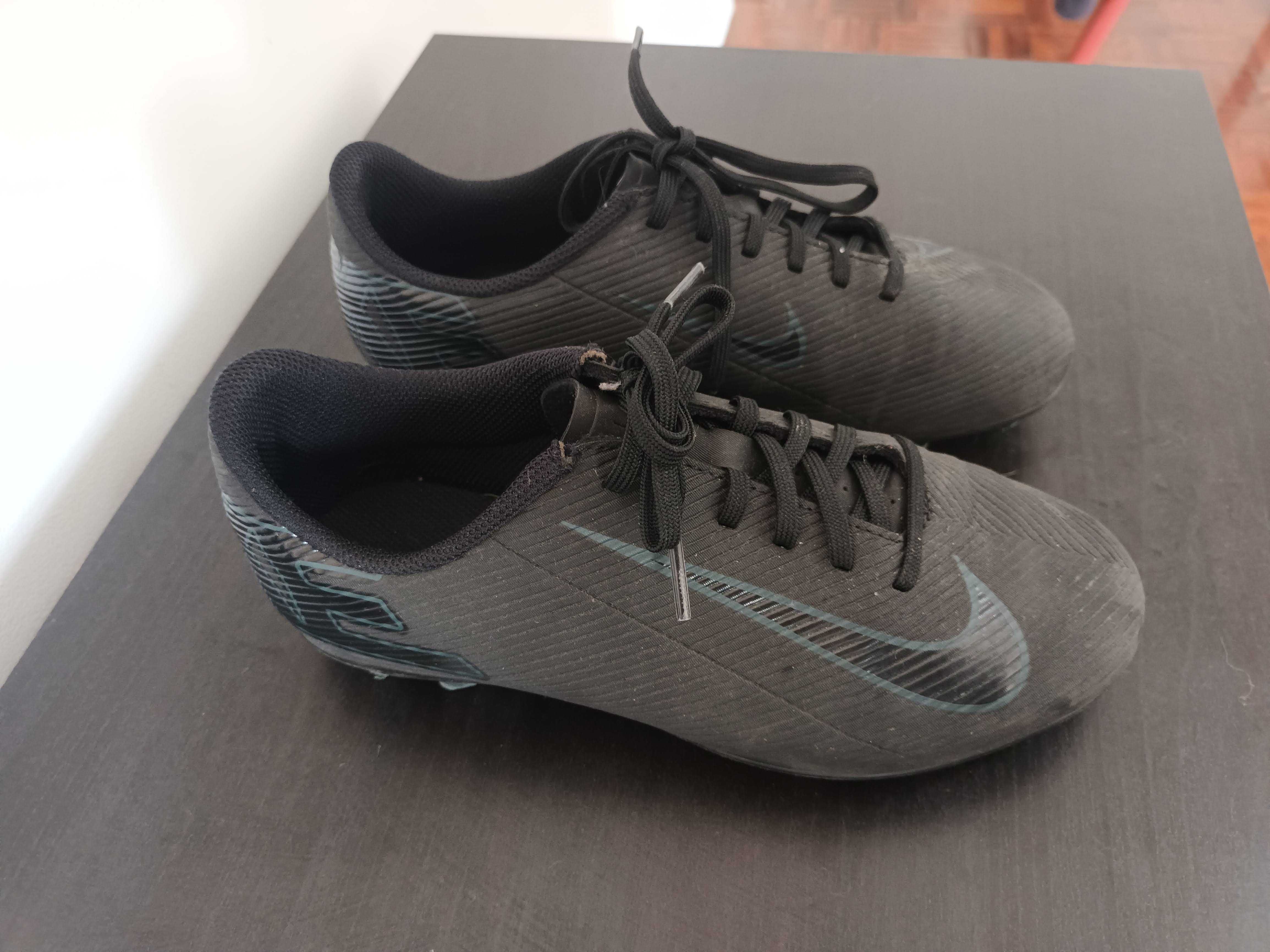 Chuteiras Nike Mercurial Vapor 16 Club MG - Tamanho 36.5