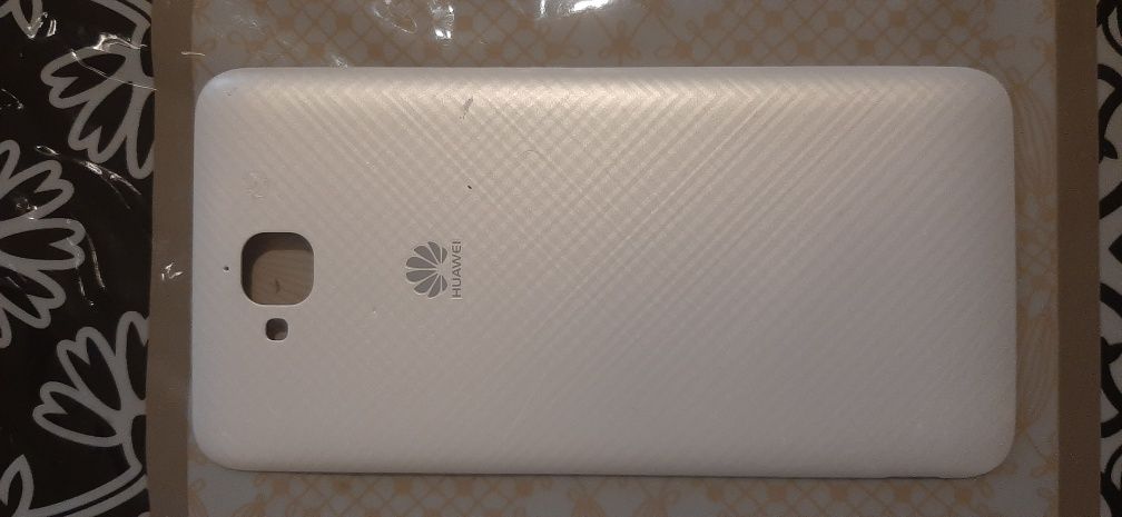 Продам задня кришка смартфона Huawei Y6 Pro, в задовільному стані