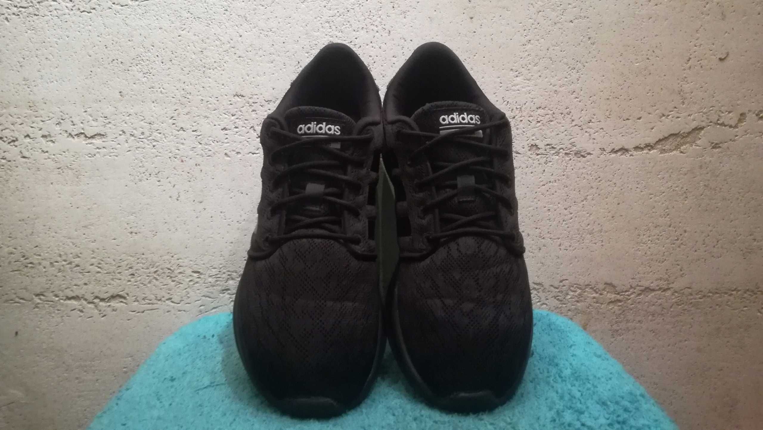 Buty do biegania ADIDAS CLOUDFOAM QT RACER r.37 1/3 stan bardzo dobry