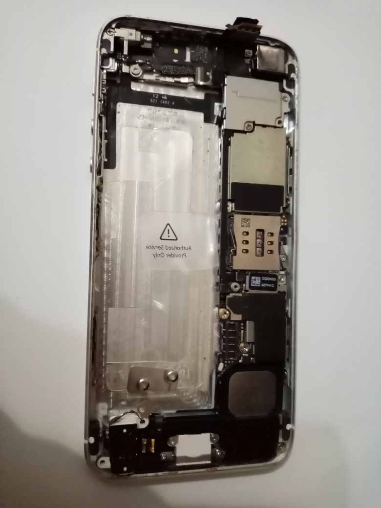 IPhone 5 задня панель на запчасті