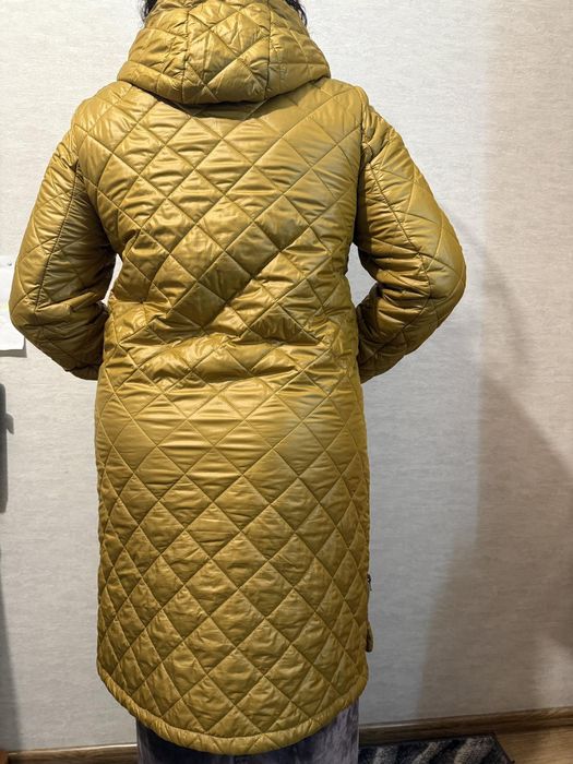 Фірмова утеплена куртка 50 р.