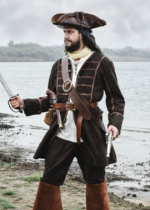 Płaszcz Piratów Edward, Justaucorps, Brązowy, Rozmiar S  Bm