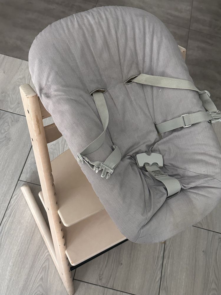 Krzesełko STOKKE Tripp Trapp z Newborn Set wkładka niemowlęca