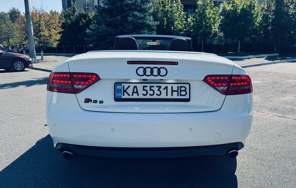 Продається яскравий автомобіль для емоцій - AUDI S5 CABRIOLET
