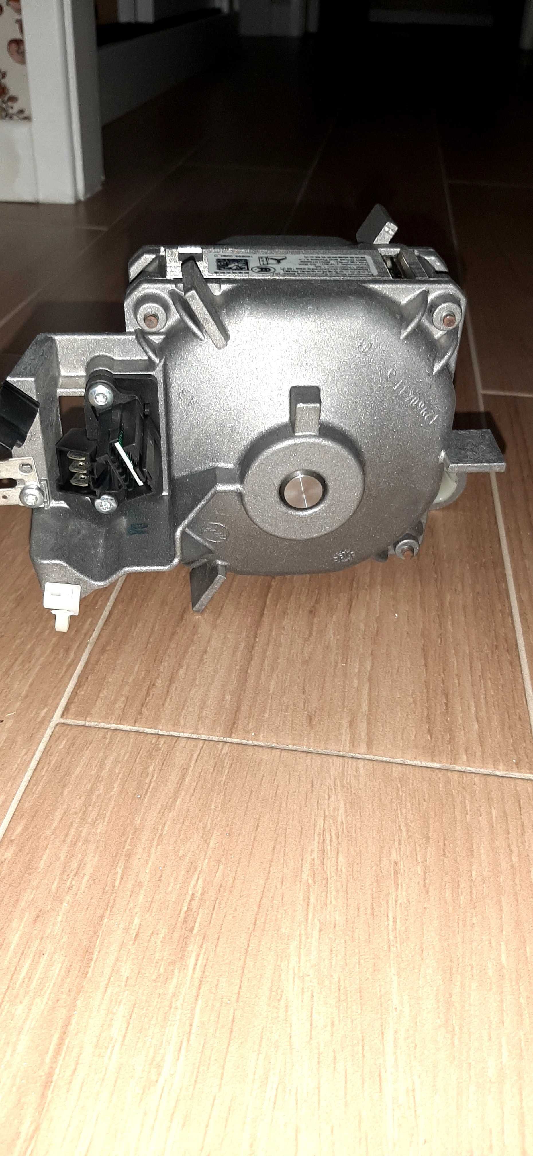 Motor máquina de lavar roupa