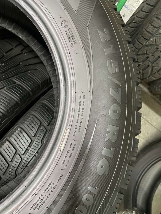 215/70 R16 100R Nokian Nordman RS2