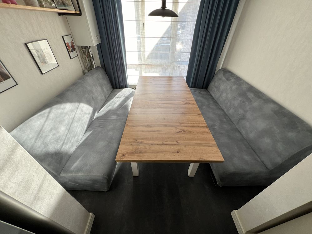Продам стіл jusk MARKSKEL 90x150 см і 2 дивана 200 см в хорошому стані