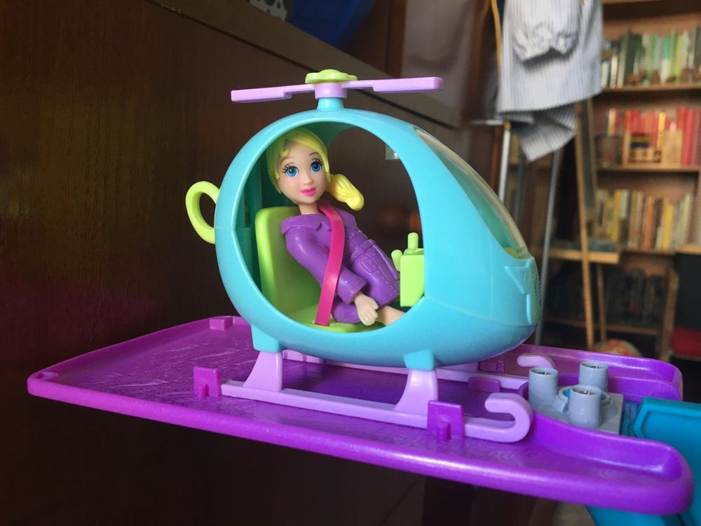 Avião Polly Pocket (com acessórios e bonecas)