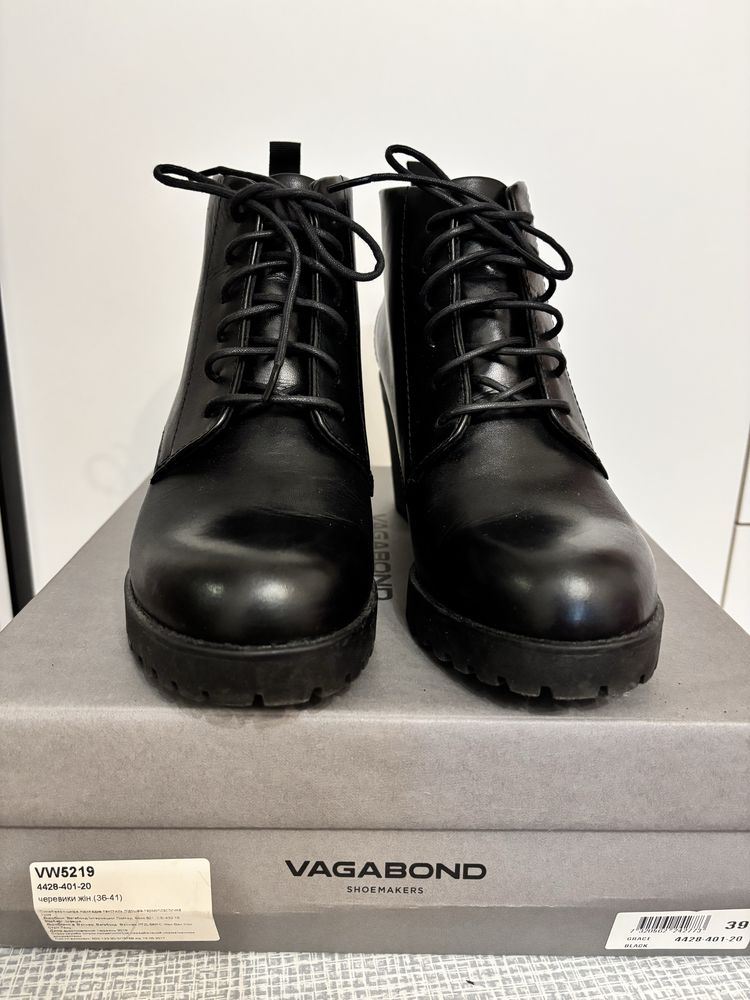 Осінні черевики Vagabond