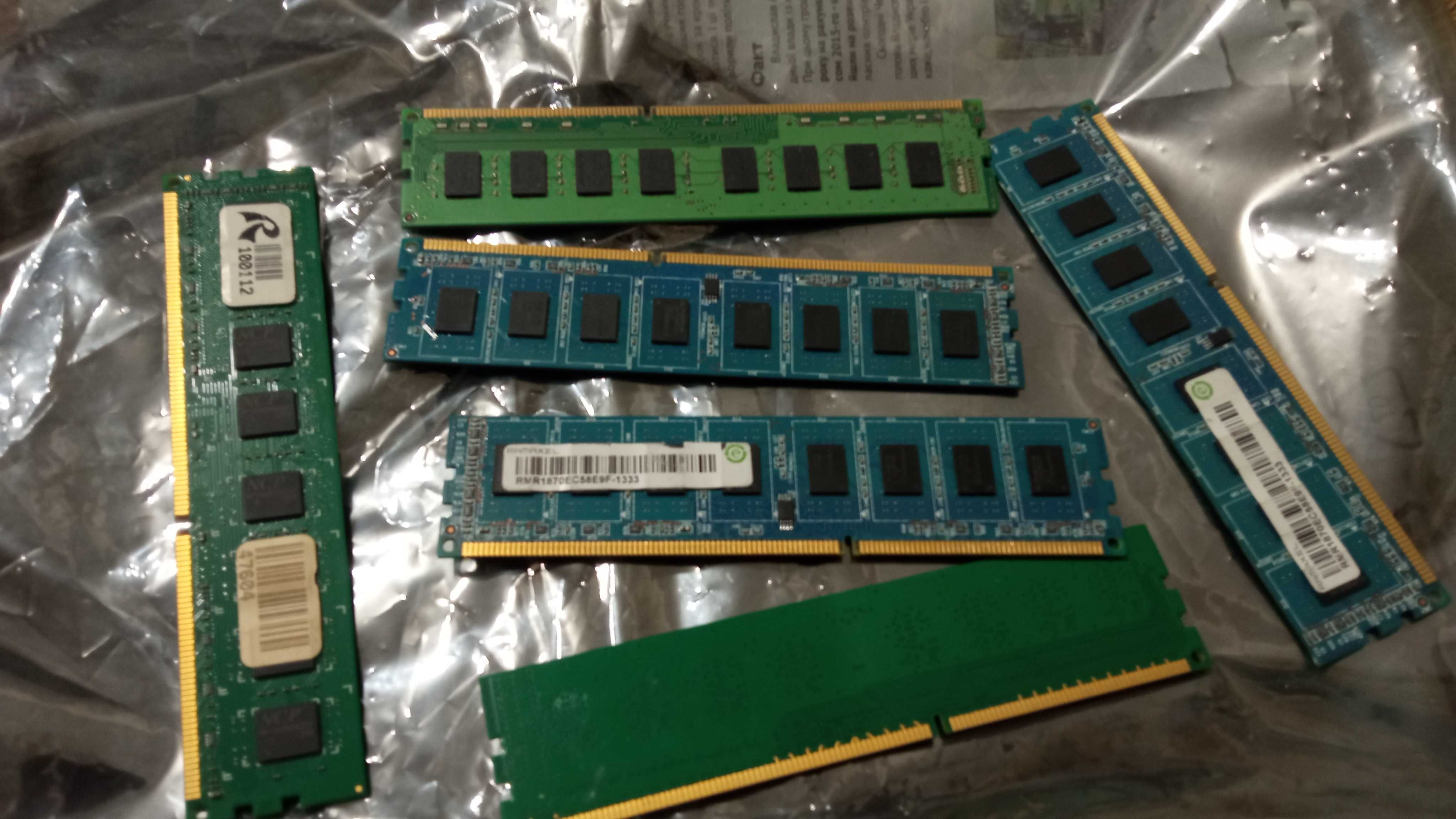 оперативная память для ПК/DDR3/1600-1333Mhz-4GB МОДУЛЬ !