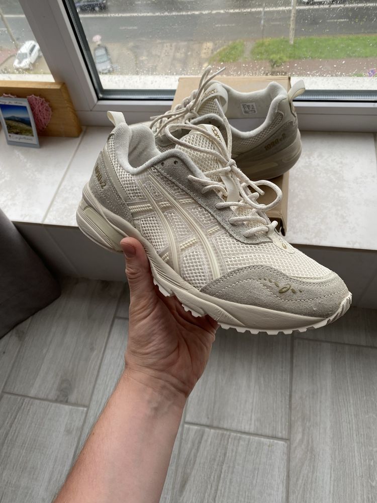 Asics GEL-1090v2 40,5 25,5 см