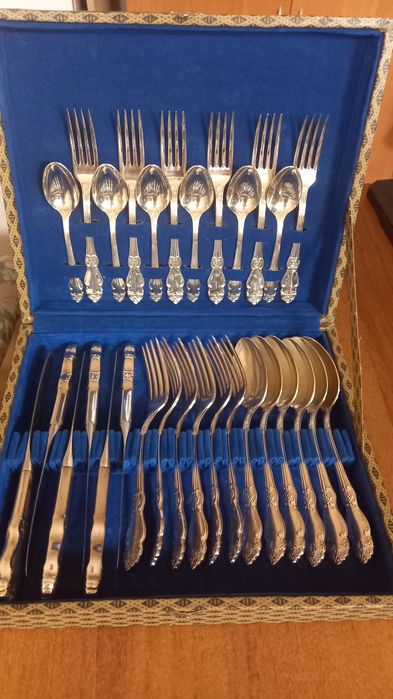 Столовый набор "Роза"