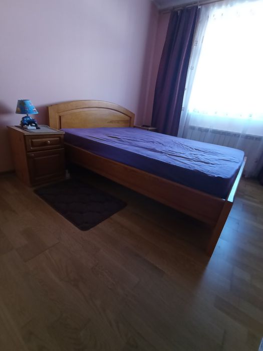 Спальний гарнітур(шафа,ліжко з матрасом, дві тумби, комод)
