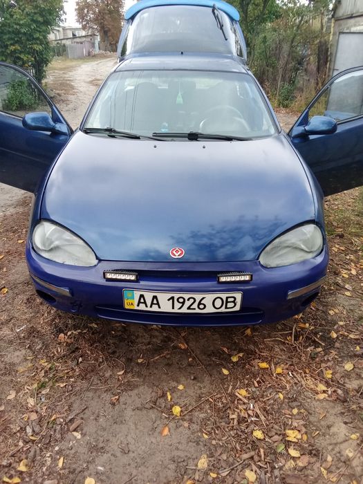 Продам Мазду мх-3 ,1993року