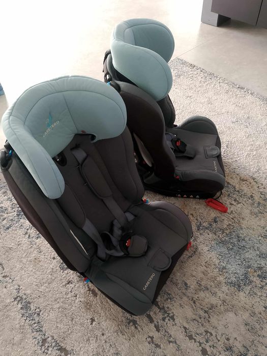 Dwa foteliki samochodowe Caretero Combo 0-25Kg