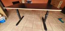 Biurko gamingowe Ultradesk Pulsar Czarne Elektryczna regulacja wysokoś