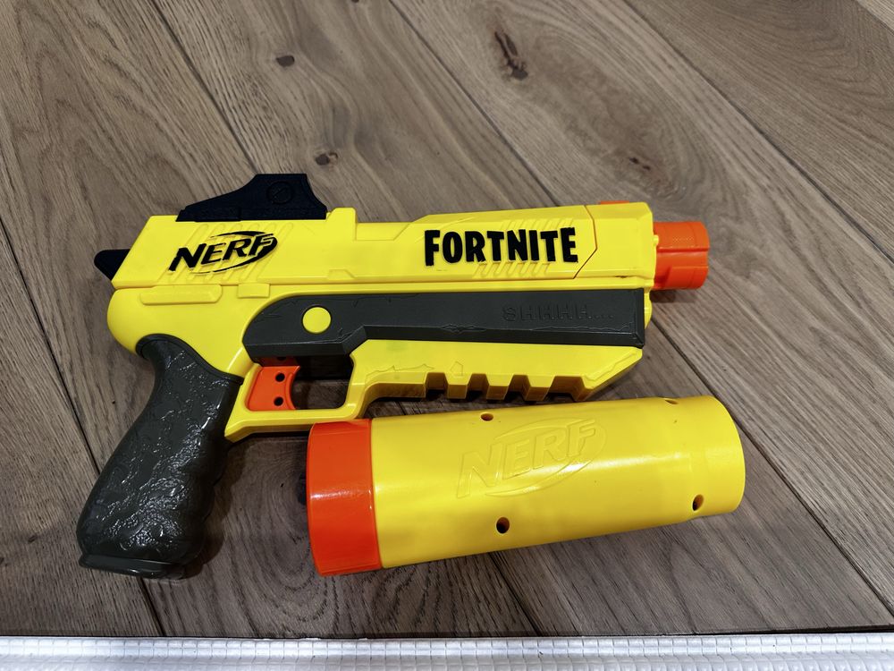 Nerf fortnite бластер