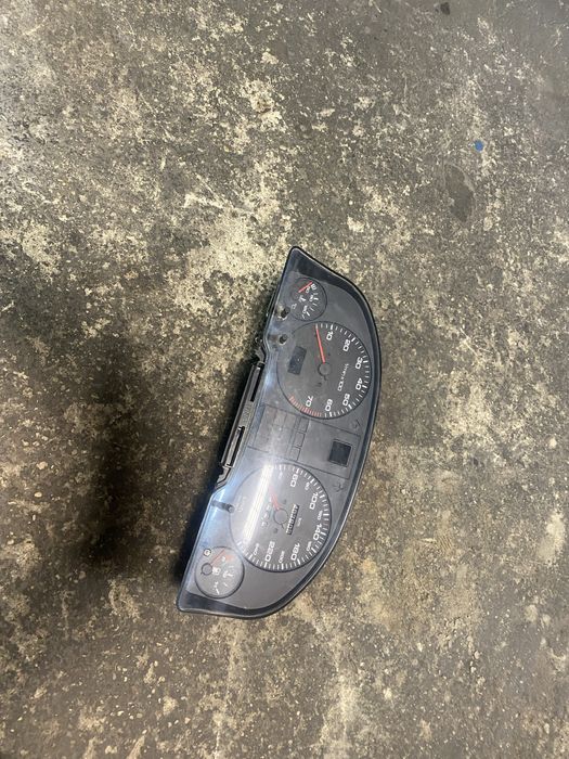 Audi 80 b4 2.3 z wyswietlaczem AC