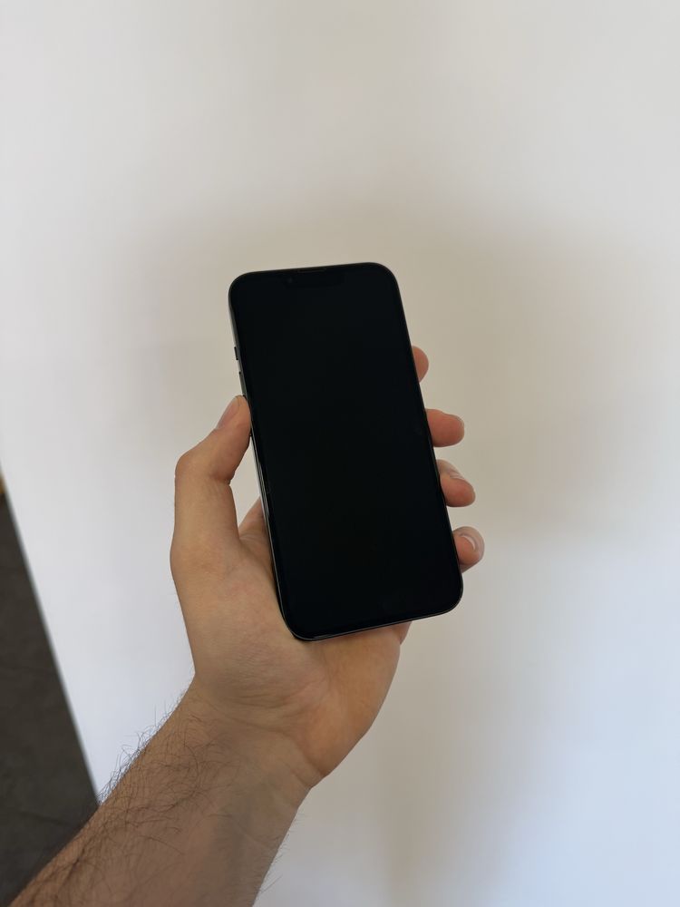 iPhone 13 128gb midnight