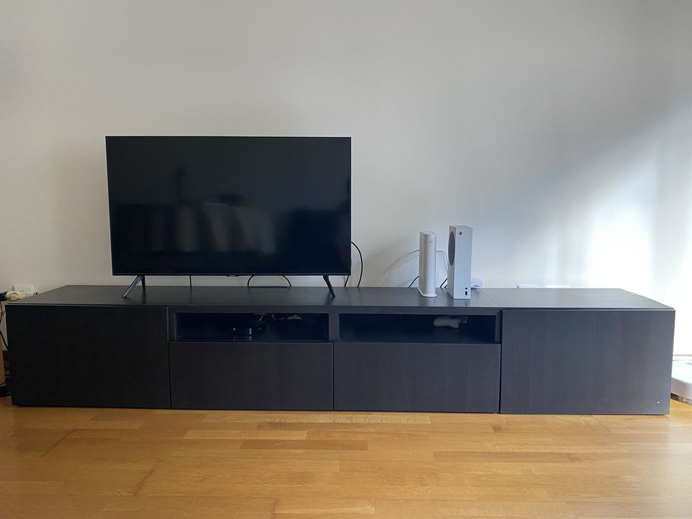 Móvel TV preto - IKEA