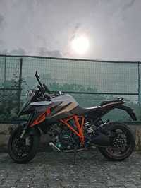 KTM 1290 Grand Turismo