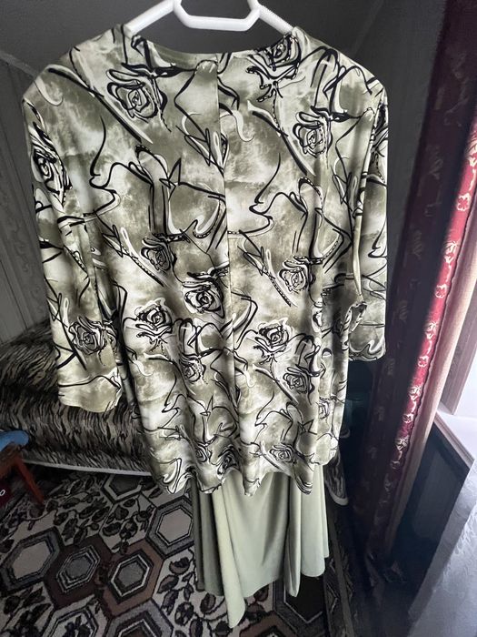 Продам костюм
