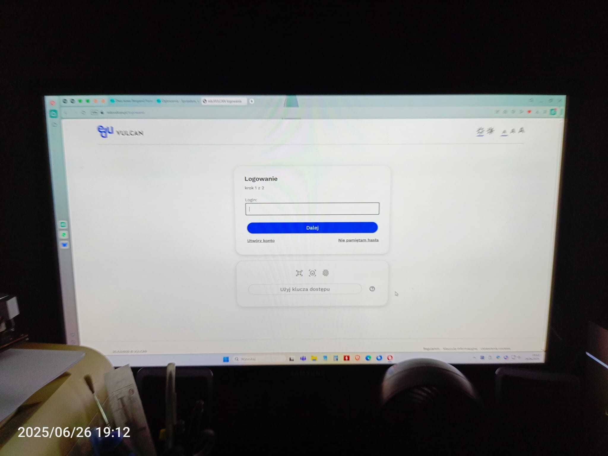 Monitor Samsung  - 28" z tunerem TV - LT28C570EW - bez stopy