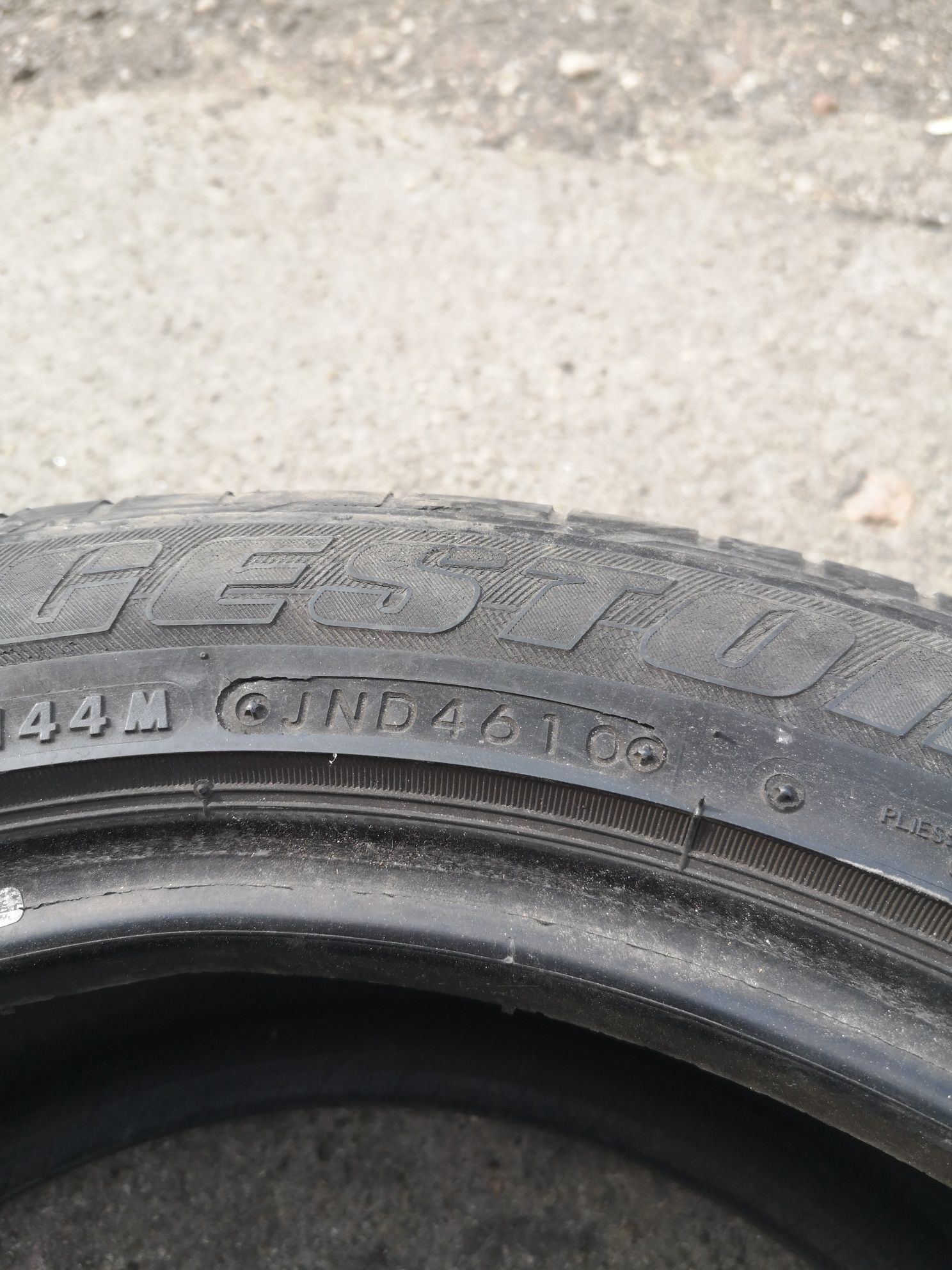 Bridgestone 215 50 R17