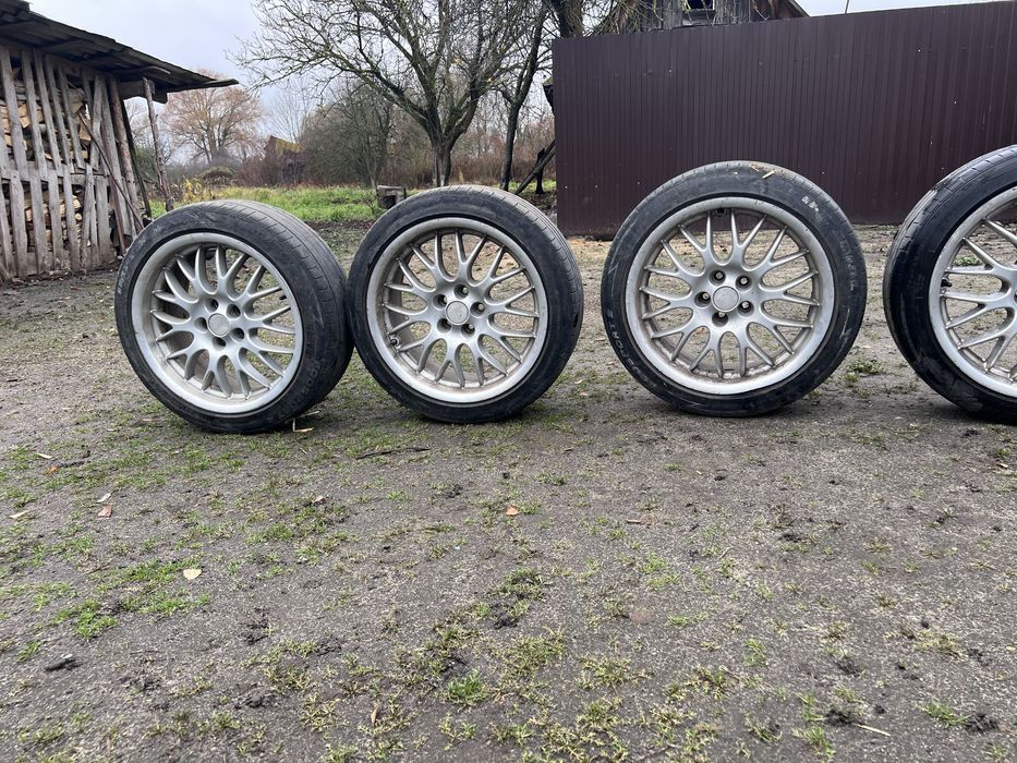 Комплект литих дисків R17 з резиною