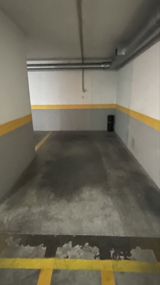 Lugar garagem Morais Soares/ Paiva Couceiro