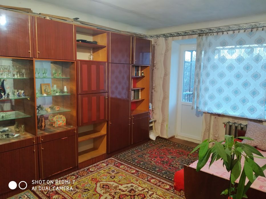 Здається терміново, 1-к. Для порядних людей.
