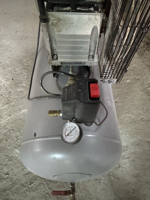 Compressor werkraft 270 lt