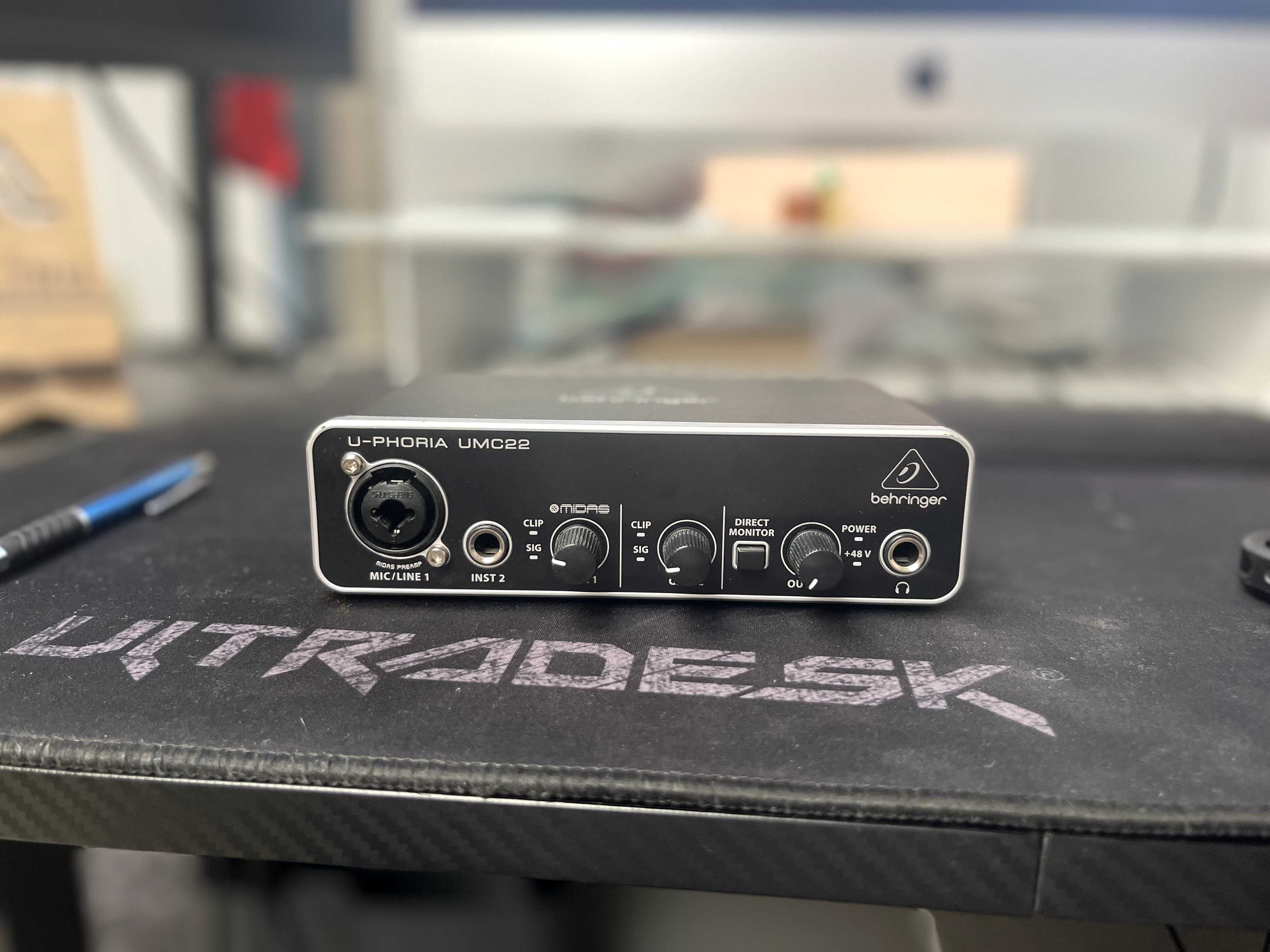 Interfejs audio USB Behringer UMC22 – do mikrofonu i instrumentów