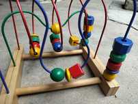 Brinquedo de madeira
