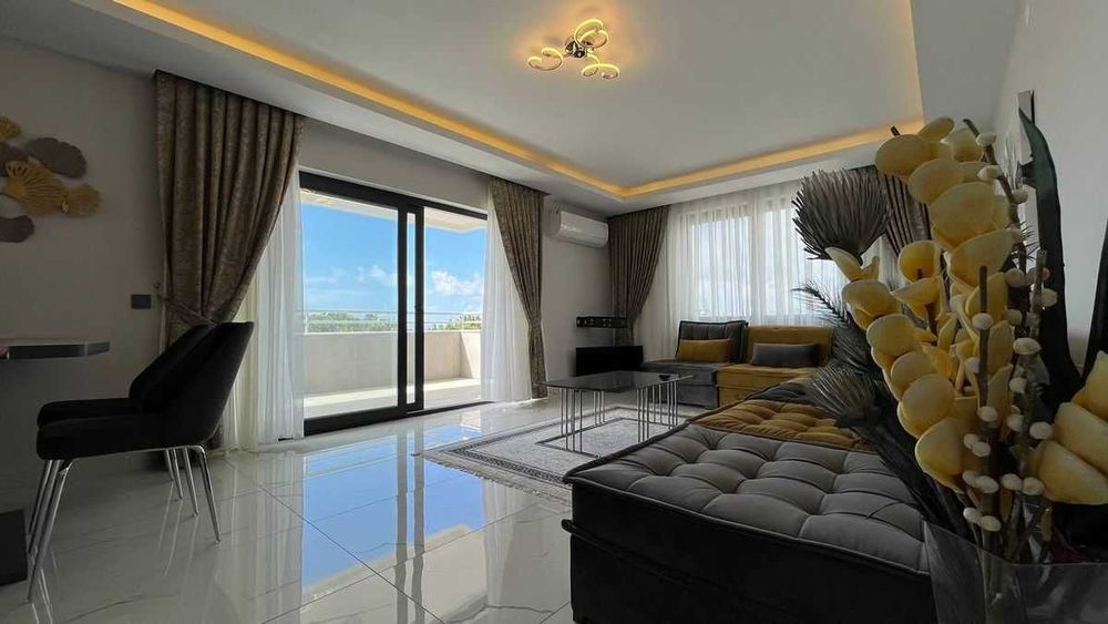 Просторная квартира 134м2 жилой комплекс 100м до моря Махмутлар Турция