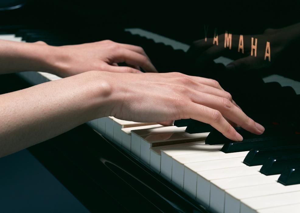 Репетитор музики: приватні уроки фортепіано та сольфеджіо