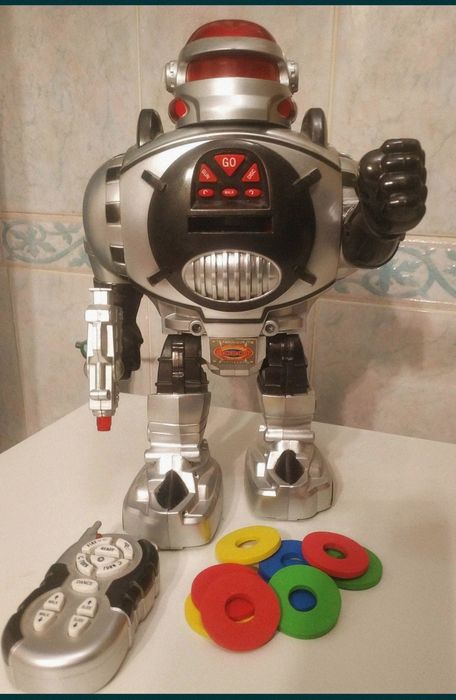 Іграшка Робот Галактик то ї на радіокеруванні.