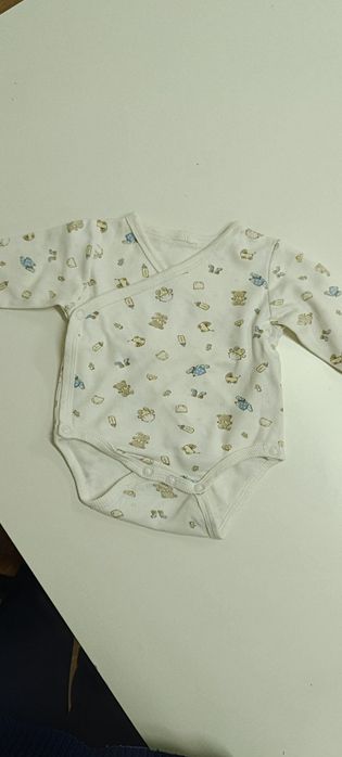Body de bebé 1/3 meses. Usado