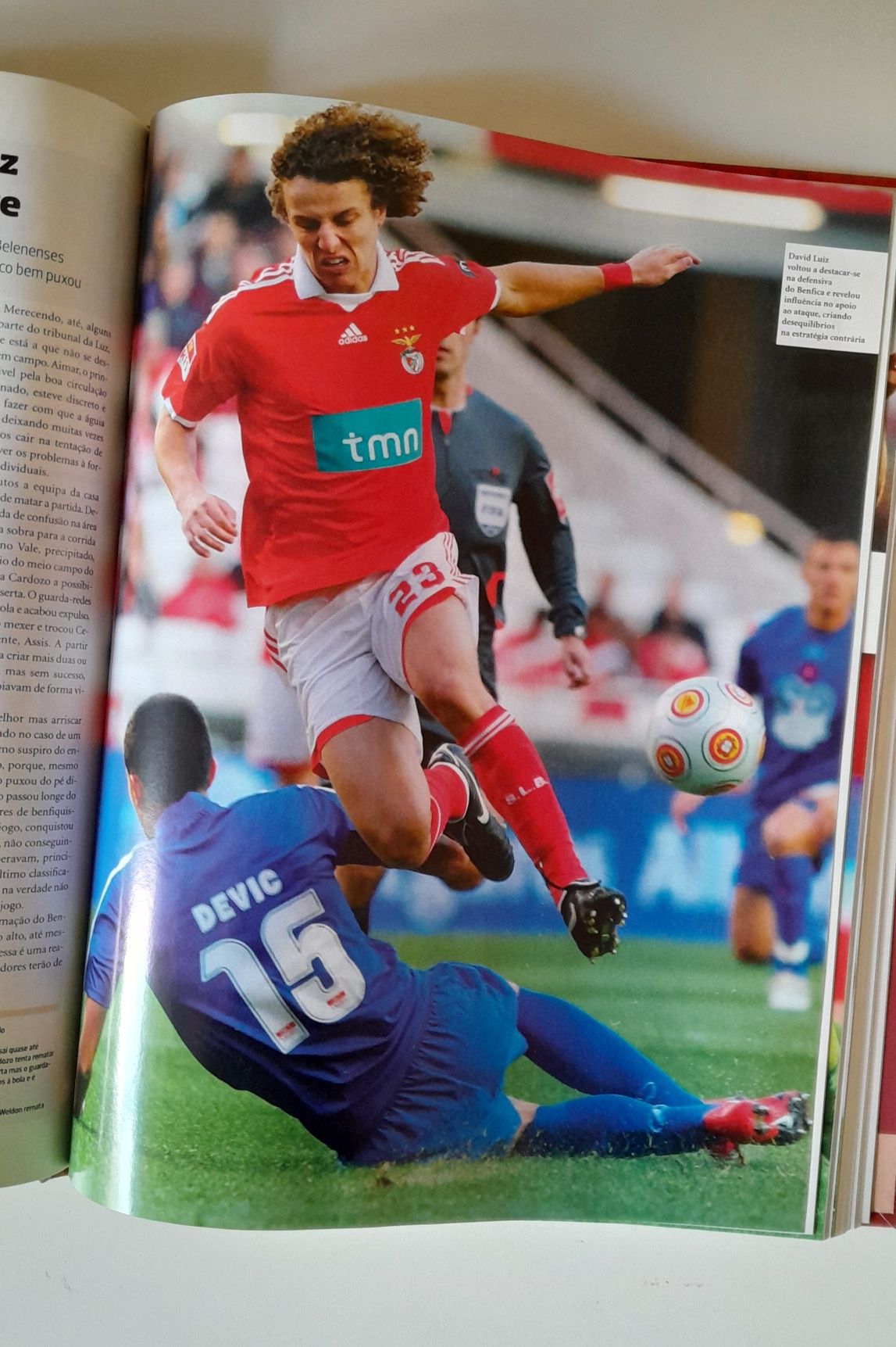 Livro Benfica campeão 2009/10 do jornal A Bola