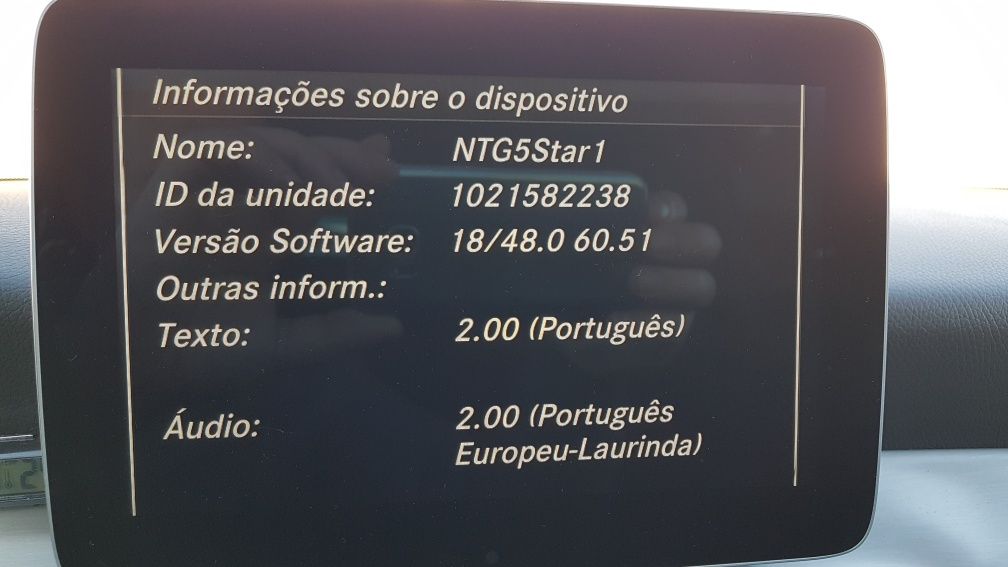 Activação de Android Auto e Apple CarPlay para Mercedes