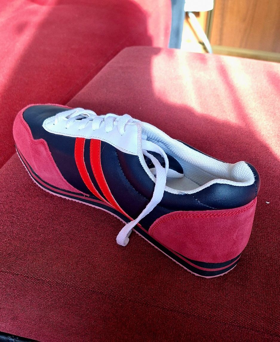 Buty Double Red nowe