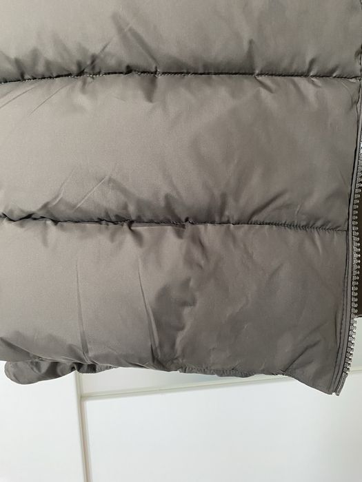 Płaszcz puch naturalny i kaptur z jenotem r. 46