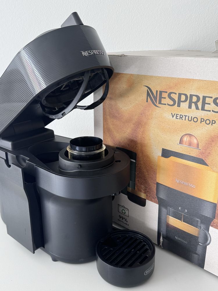 Капсульна кавоварка кавомашина DeLonghi Nespresso Vertuo Pop ENV90.B