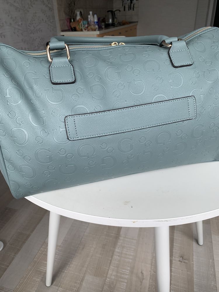 Дорожная сумка GUESS