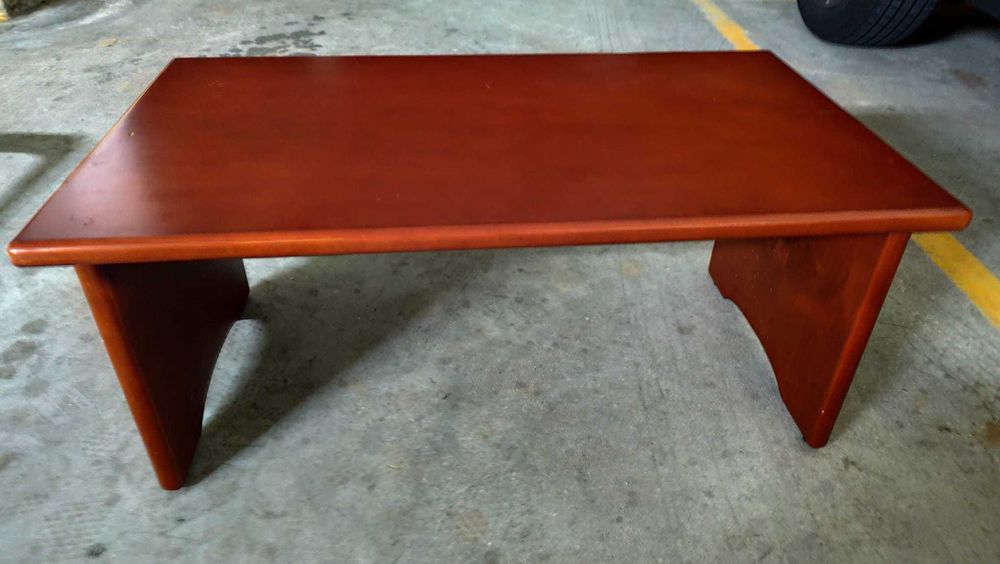 Mesa de apoio sala de estar madeira maciça