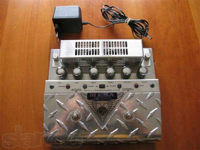 Mesa Boogie V-Twin Rackamount (USA) / Pedal/ Formula Preamp (USA)