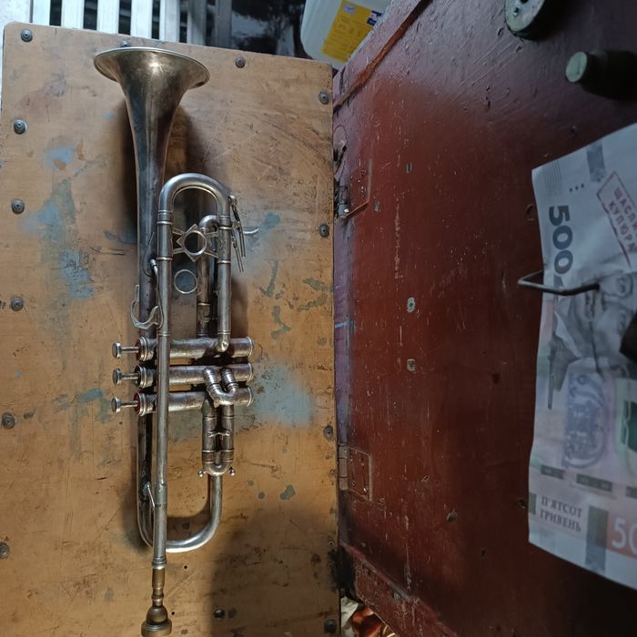 Пррдаю музыкальный инструмент