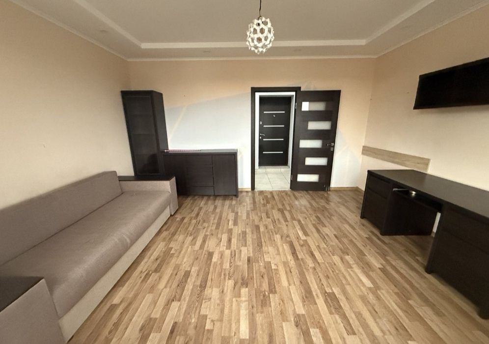 Продам квартиру в центрі міста